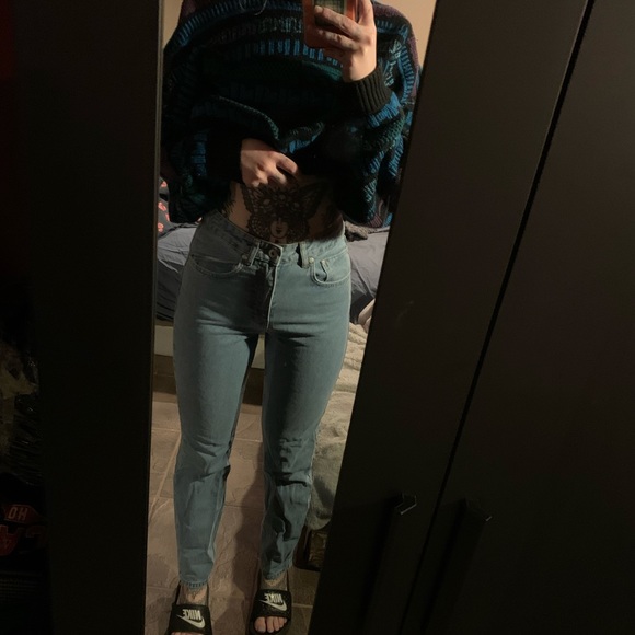 Straight leg ragged priest mom jeans - Picture 2 of 4